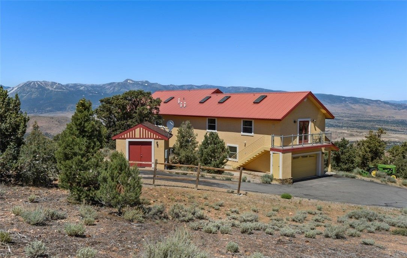 220 VERMILLION ROAD