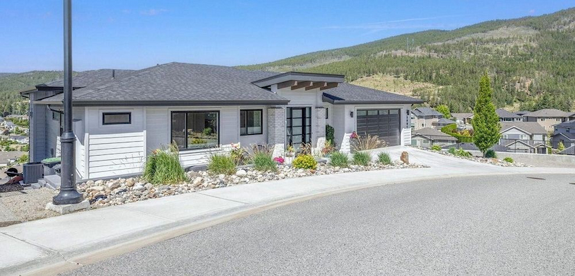 3004 SHALEVIEW DRIVE