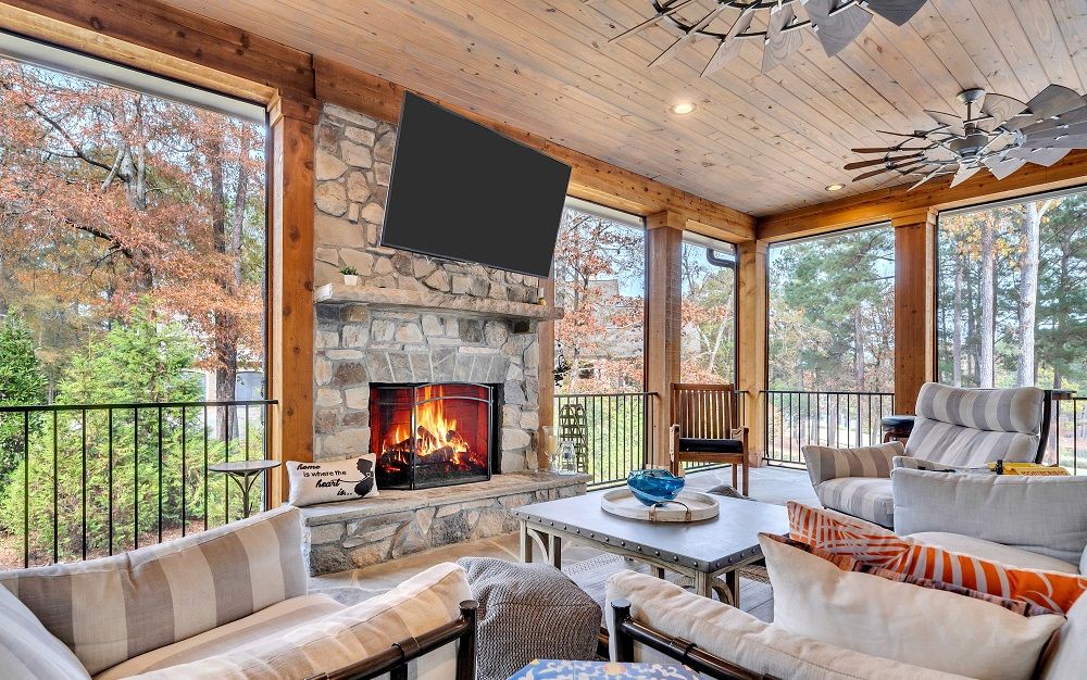 EXQUISITE SOUTHERN RETREAT