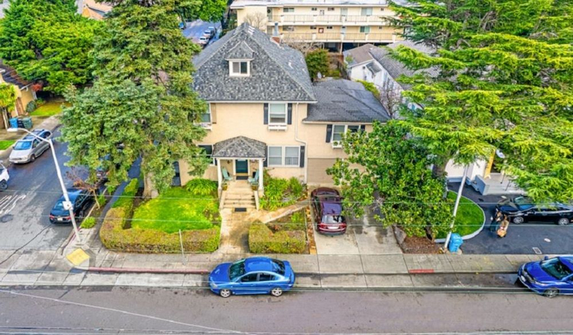 126 N ELLSWORTH AVE