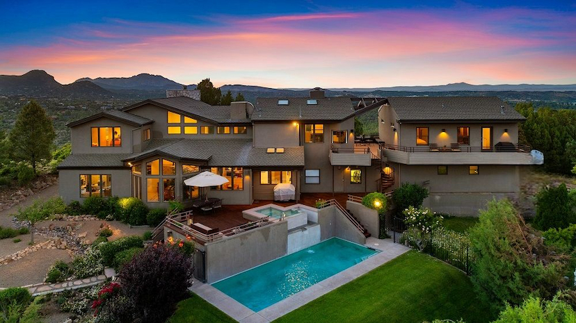 1301 S MANZANITA HILL RD