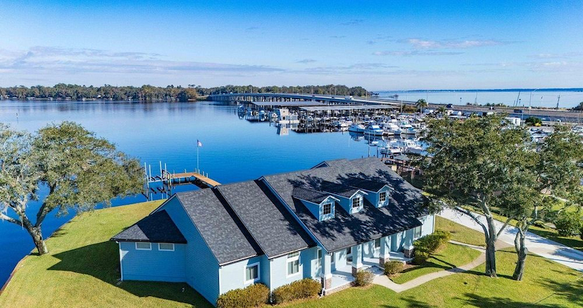 Your Waterfront Dream Home