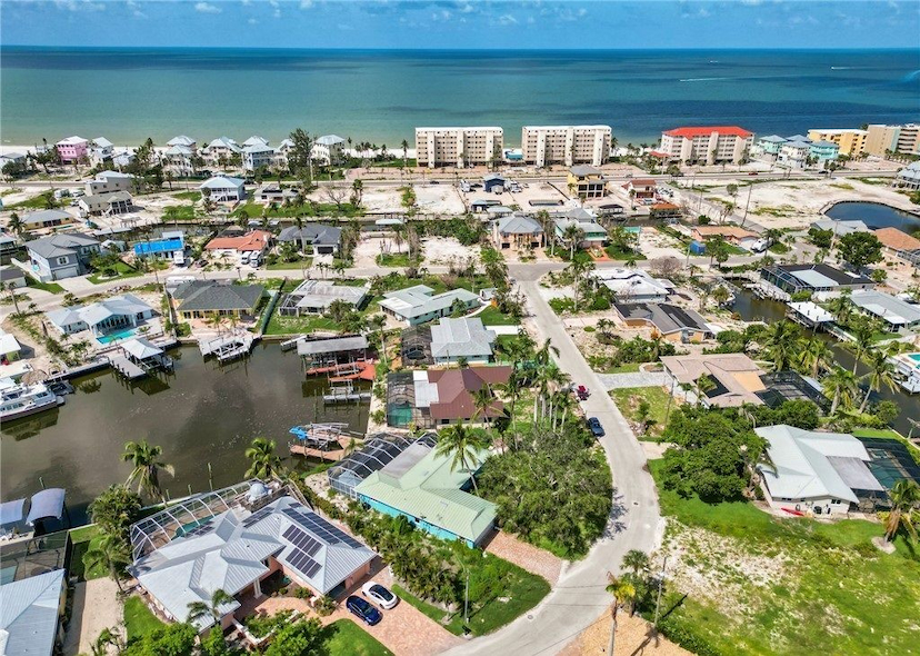 Boater’s Paradise On Fort Myers Beach
