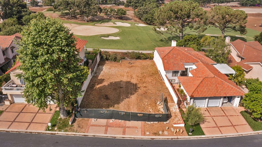 GOLF COURSE LOT