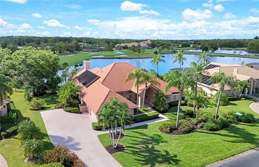 PARADISE IN ESTERO!