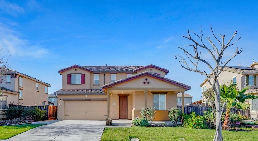 LUXURY LIVING, SMART INVESTMENT HOME