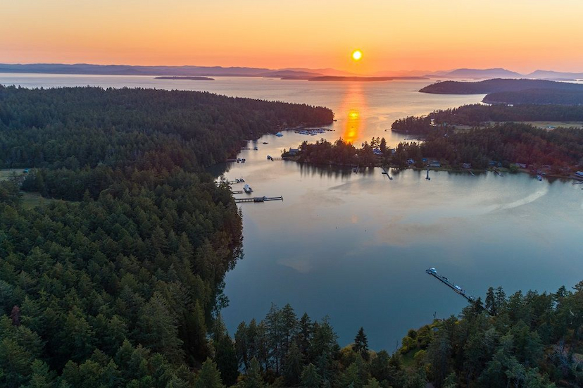 Ultimate Yachter’s Paradise Nestled In Mitchell Bay