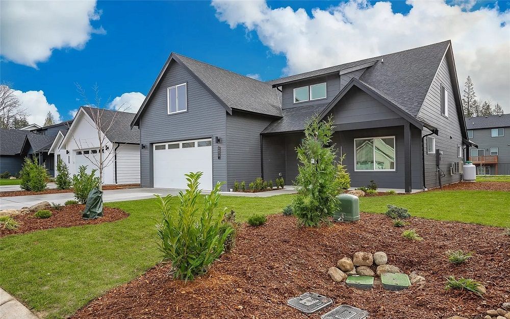 2903 HAZELWOOD DRIVE