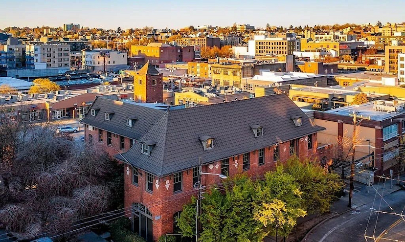 HISTORIC CHARM MEETS MODERN LUXURY AT FIREHOUSE 25