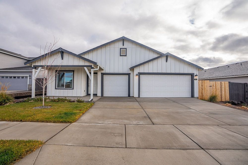 3578 NW 10TH PLACE