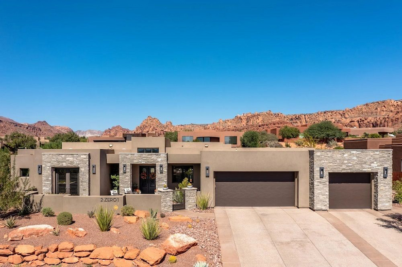 LUXURY LIVING IN THE CLIFFS OF SNOW CANYON