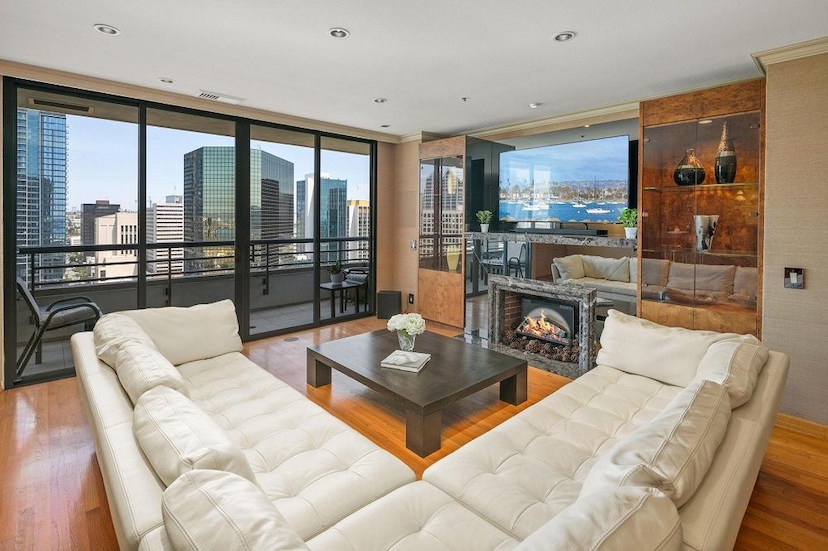 700 FRONT ST UNIT 1906