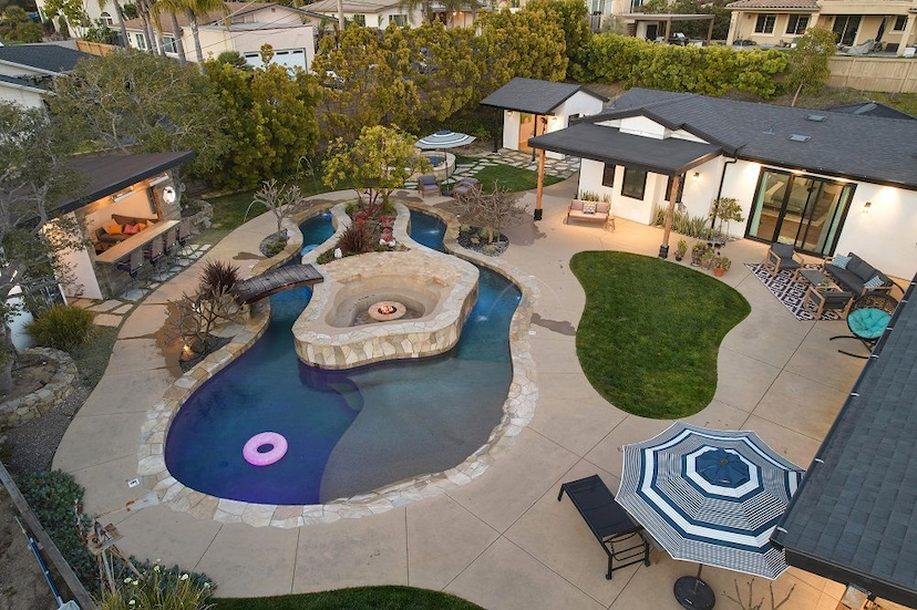 YOUR PRIVATE PARADISE!!
