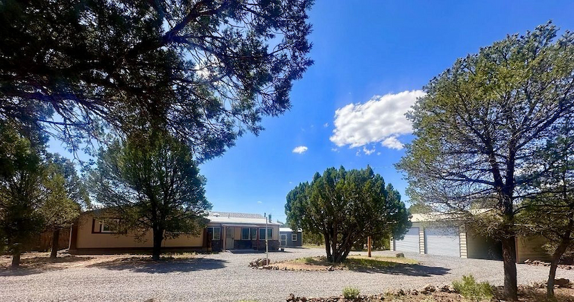 WHITE MOUNTAIN HOME W/ GARAGE ON 12 ACRES