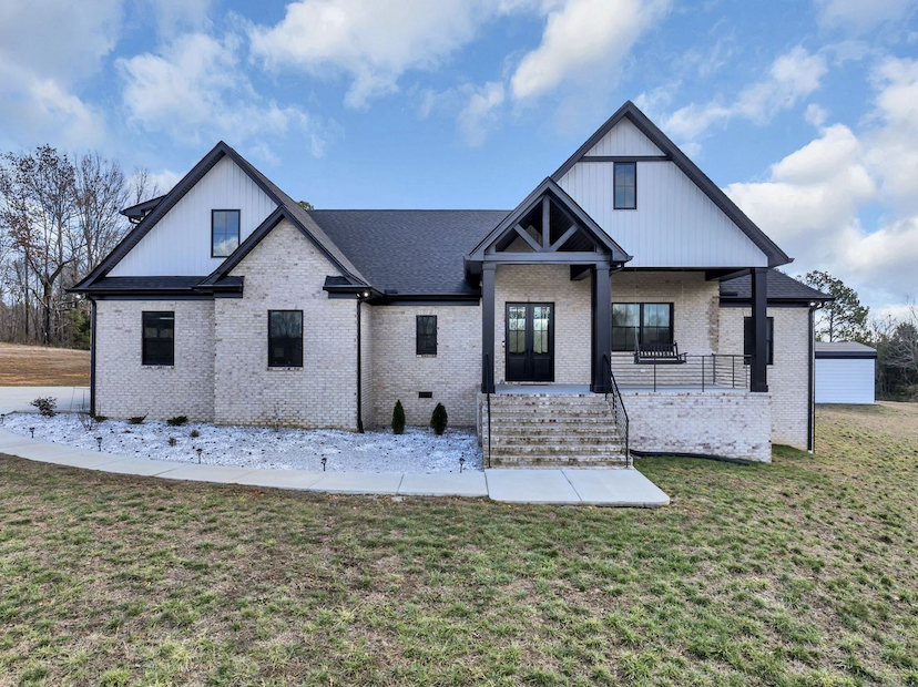 3526 HIGHWAY 47 E