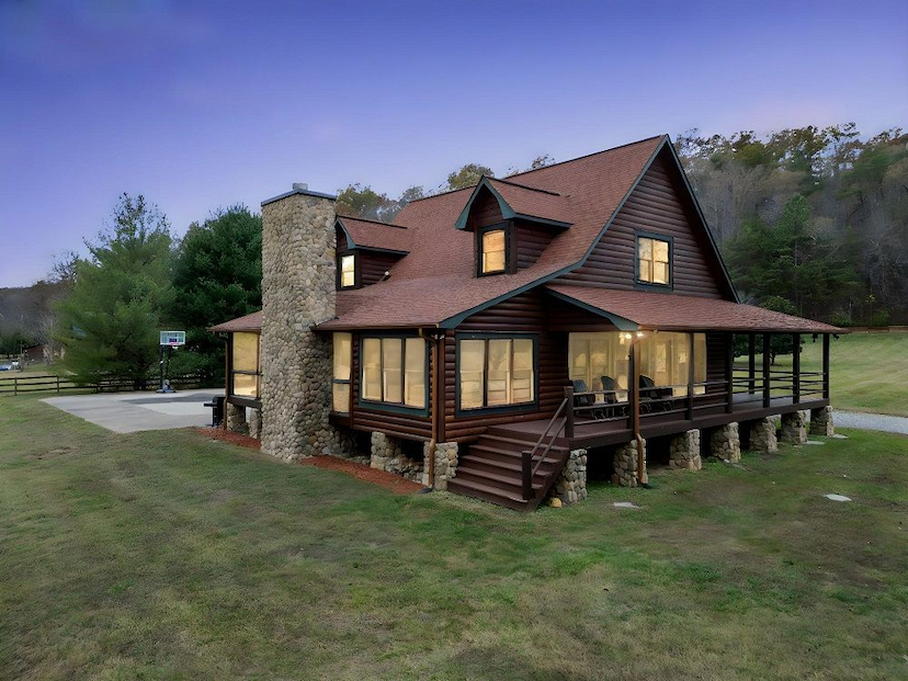 CREEKSIDE CABIN ESCAPE