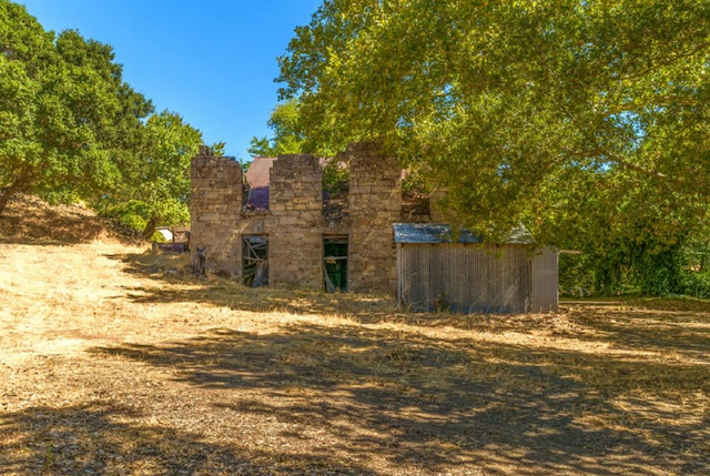property-image-3