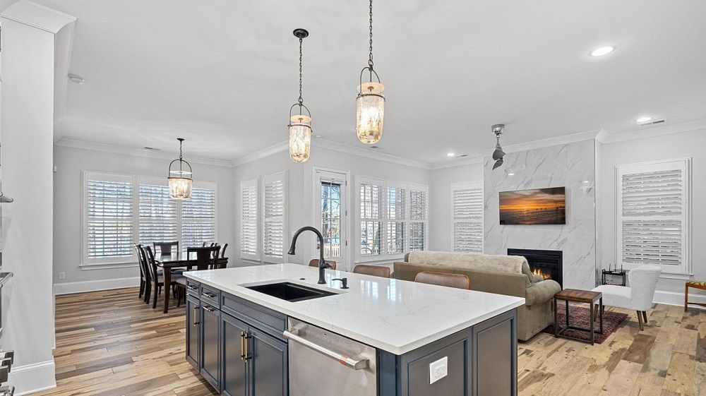 220 AMBLESIDE VILLAGE LN