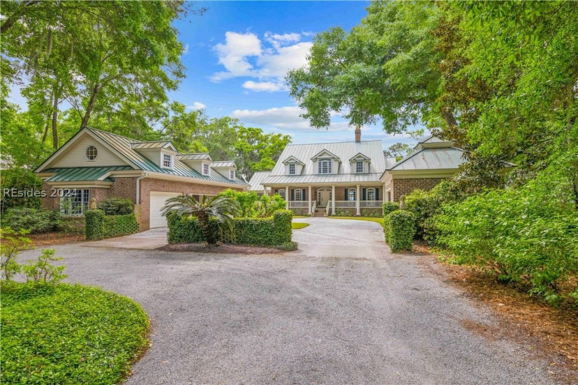 38 JOHN COCHRAN CIR