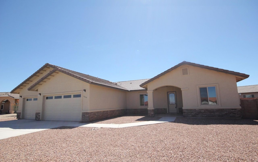 4224 S CRAPE MYRTLE CT