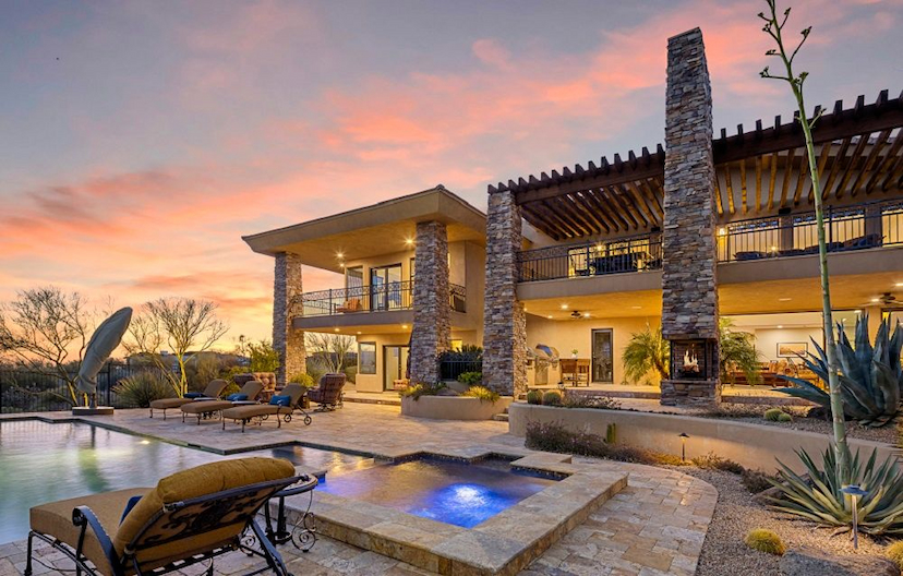 LUXURY MULTIGENERATIONAL LIVING