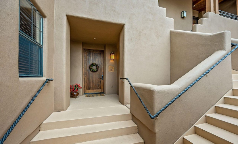 Luxury Arizona Townhouse Retreat