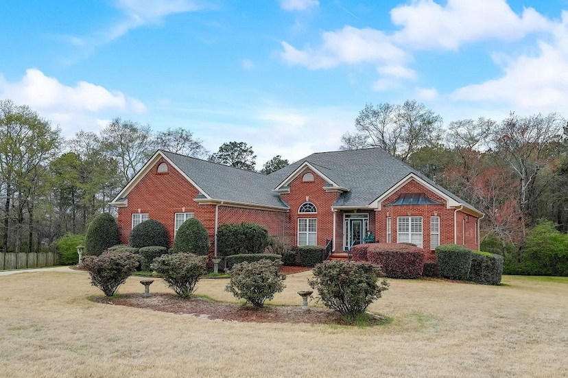 STUNNING ALL BRICK RANCH HOME ON A FULL BASEMENT