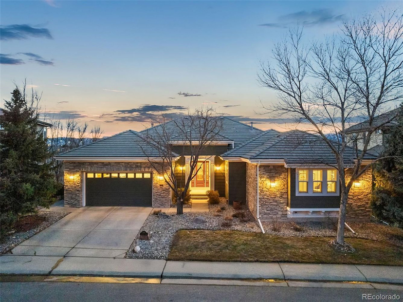 2988 ROCKBRIDGE DRIVE