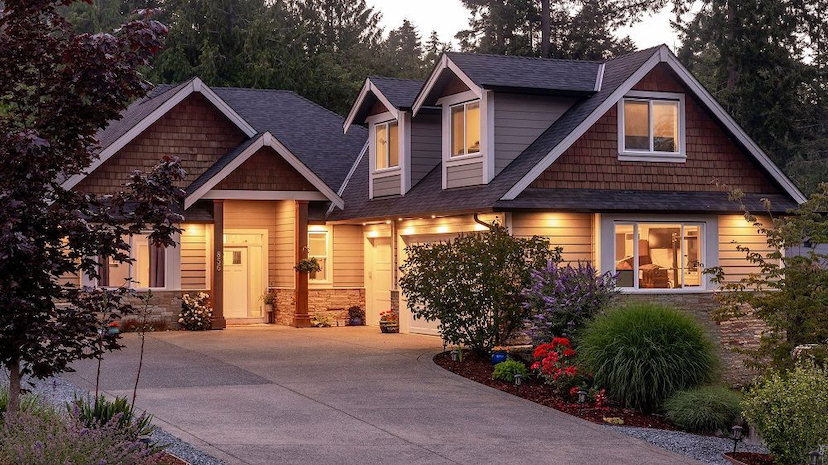 Unique Luxury Property!!
