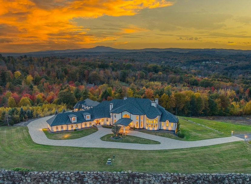 94 FOXBERRY DRIVE