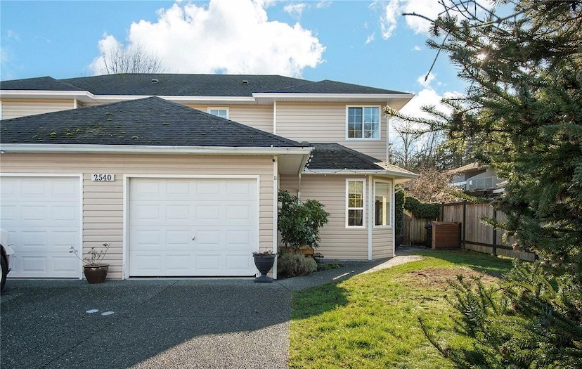 SPACIOUS, MODERN LIVING YOUR RETREAT NEAR PUNTLEDGE RIVER
