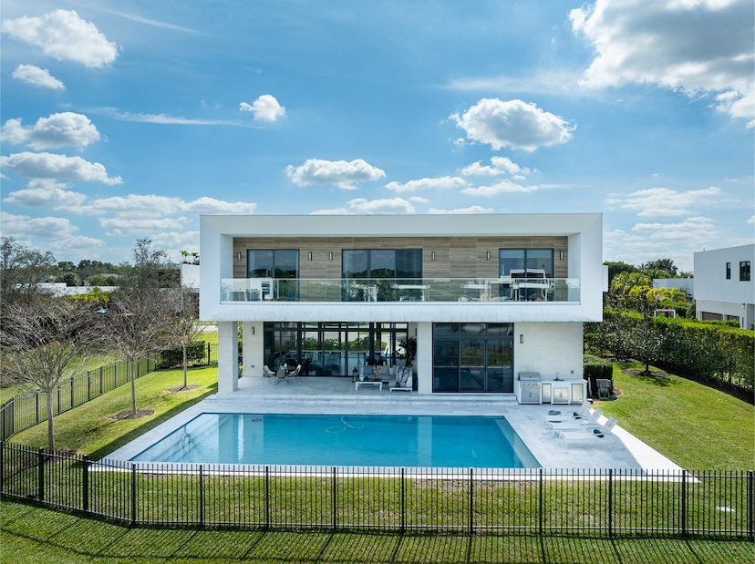 16553 BOTANIKO DR