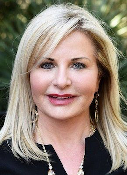 Lynne Hand
