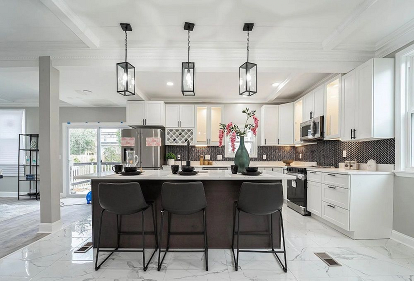MODERN LUXURY LIVING STEPS FROM DOWNTOWN BALTIMORE