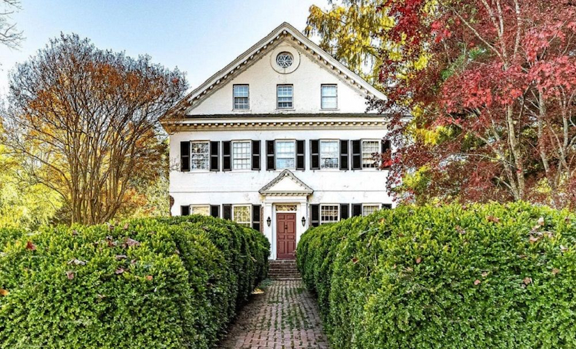HISTORIC MANSION IN SNOW HILL