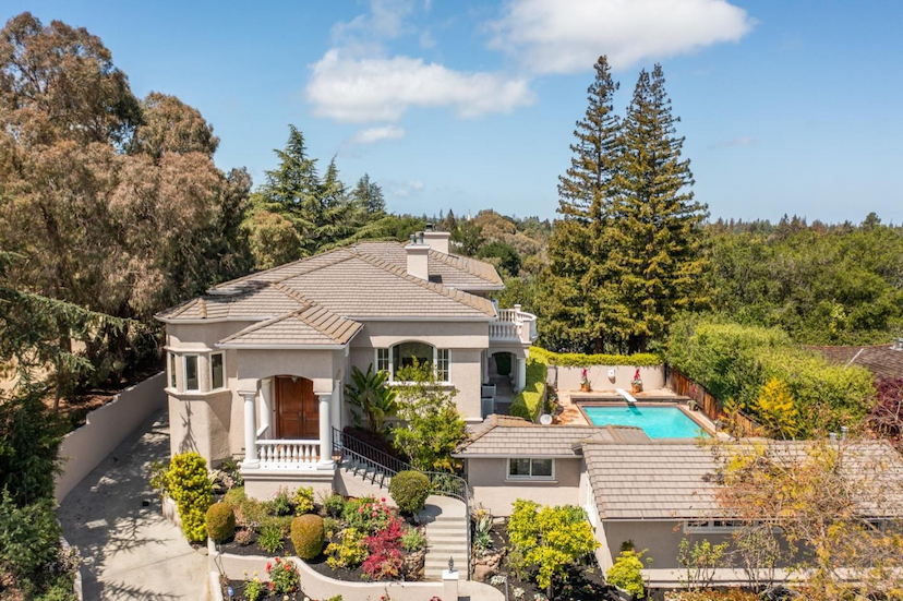LOS ALTOS HILLS, CA