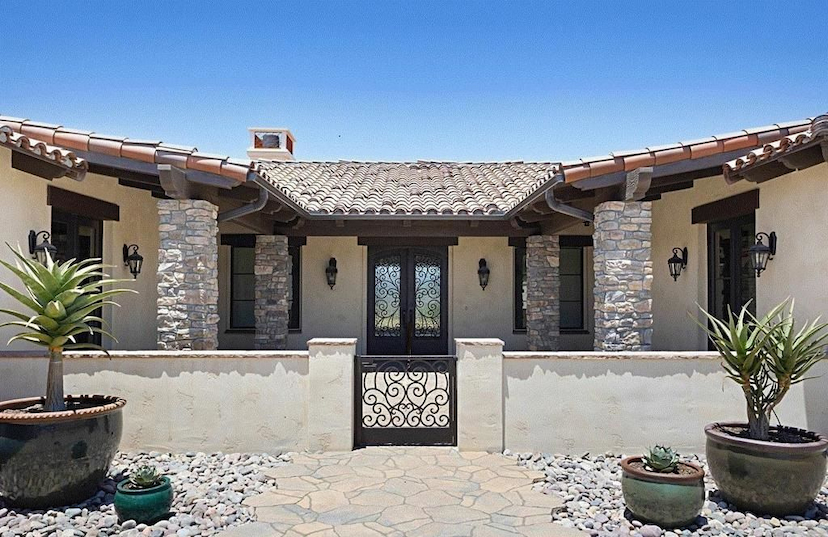 BRAND NEW LUXURY HOME