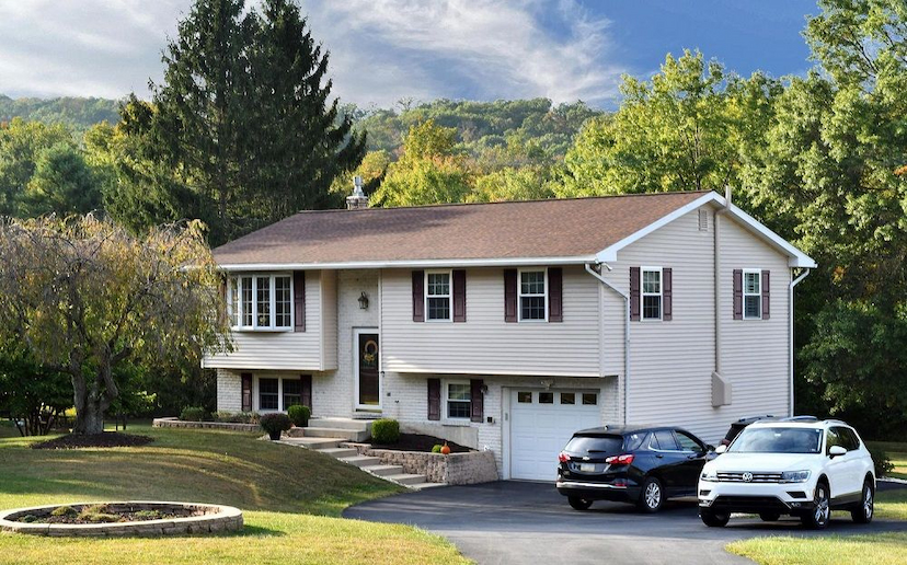CHARMING HOME BLUE MOUNTAIN LIVING