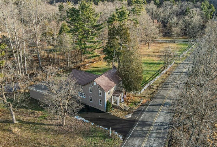 Discover Paradise In The Pocono Mountains!