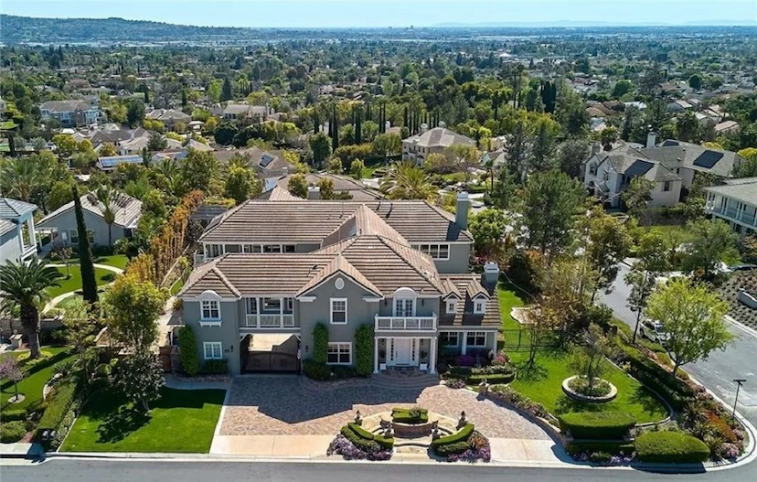 Stunning Luxury Estate Panoramic Paradise
