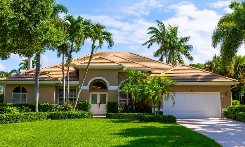 STUNNING RENOVATED HOME WITH GOLF COURSE VIEWS IN MONARCH COUNTRY CLUB