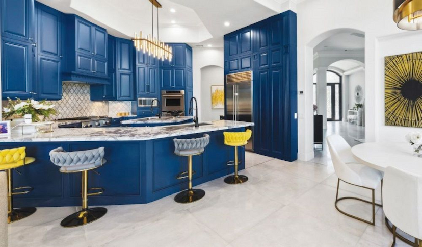 HOLLYWOOD CHIC LUXURY ON THE GREEN