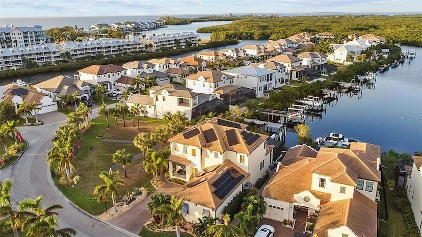 MODERN COASTAL LUXURY