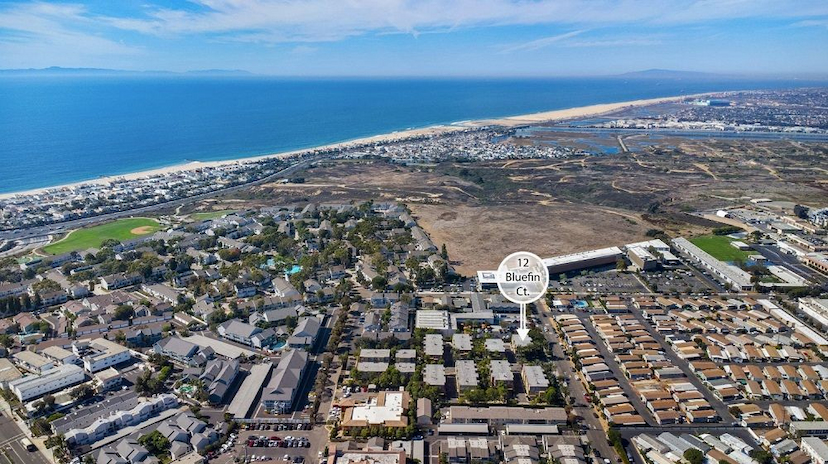COASTAL LUXURY IN NEWPORT BEACH