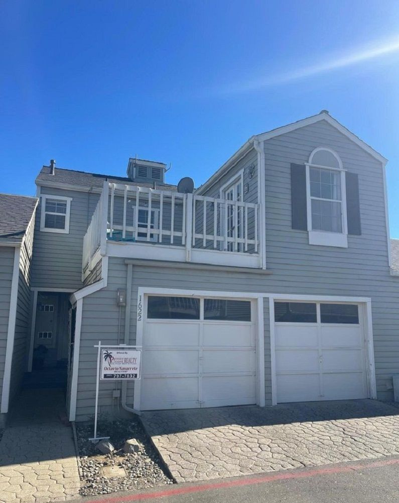 1622 PACIFIC GROVE PL
