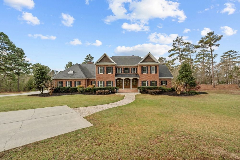 Grande Pines Luxury Home On 11 Private Acres