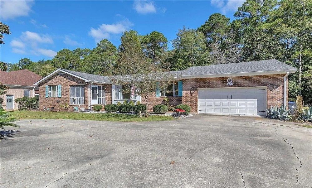 60 Country Club Drive