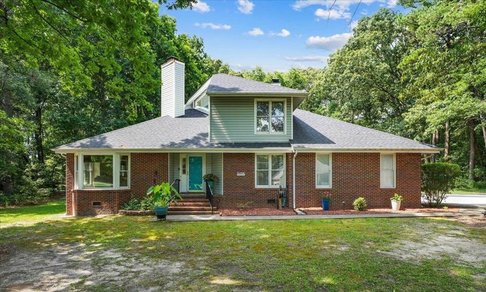 129 Albert Drive
