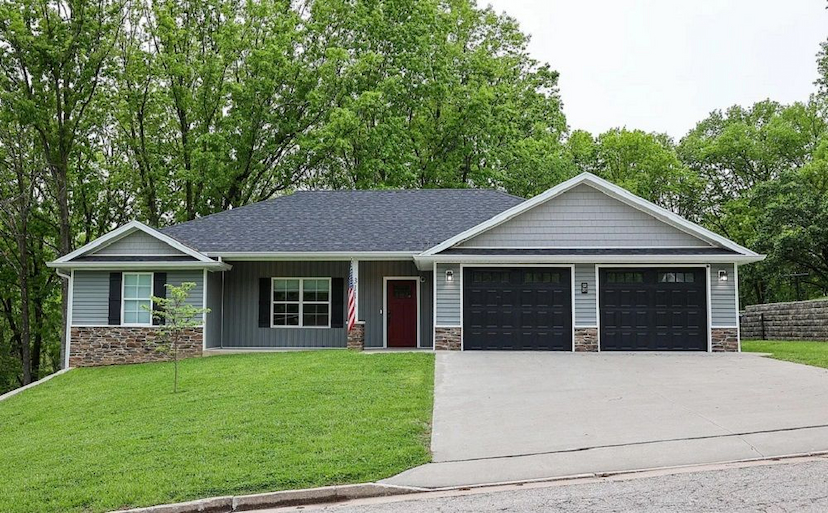 311 Riverview Dr