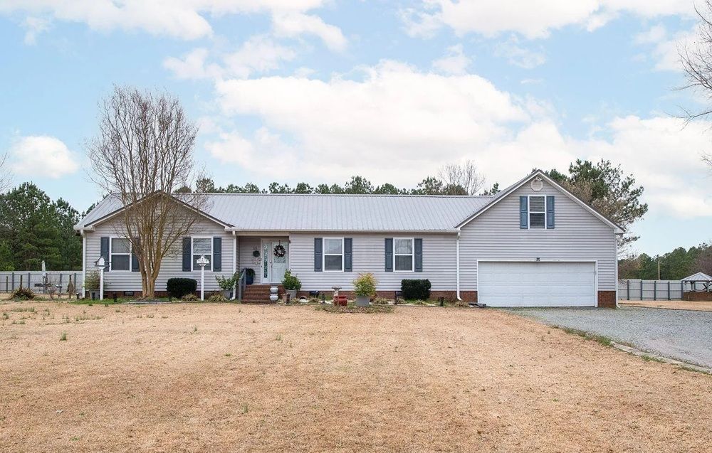 303 Center Church Rd